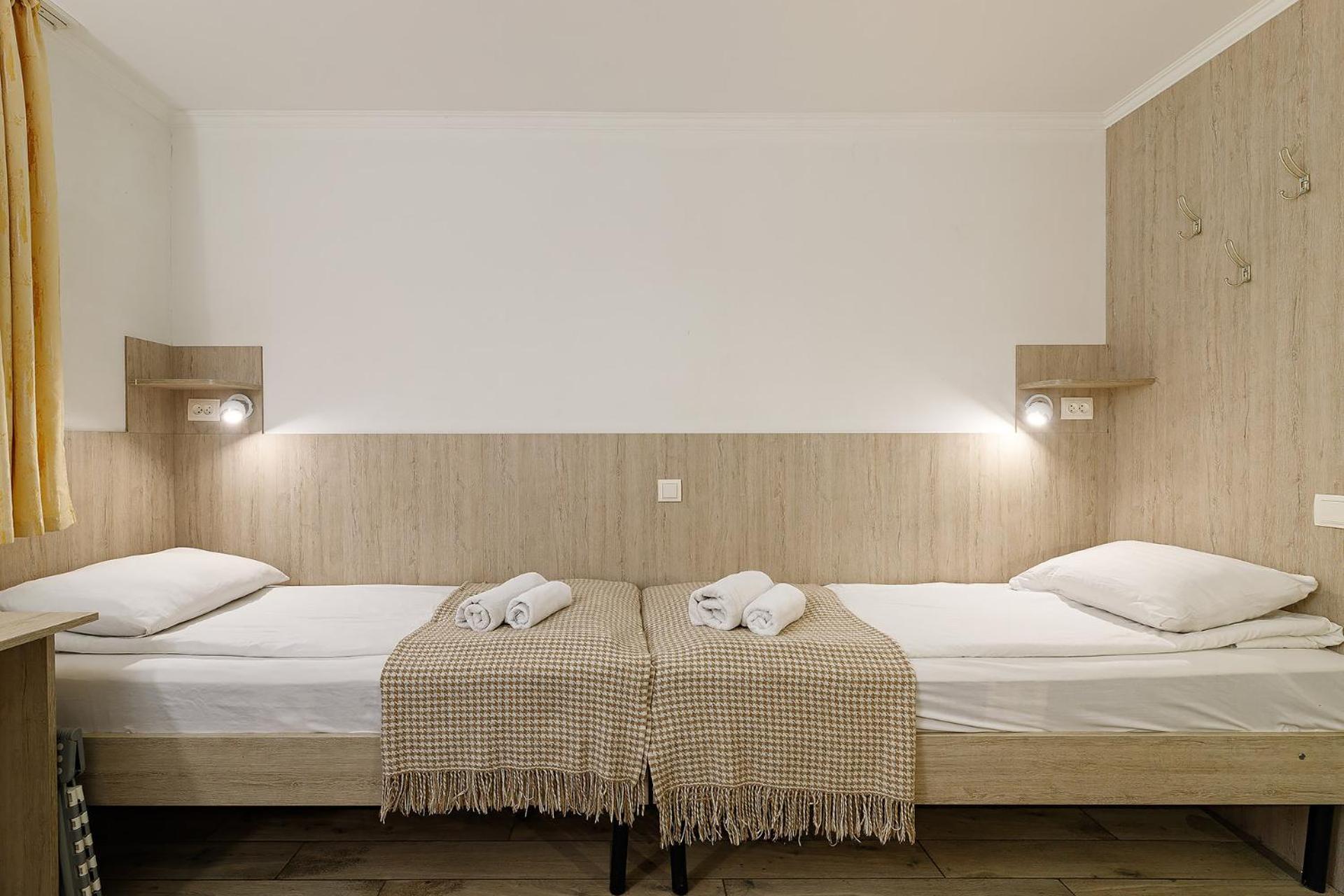 Готель Кайзер Економ Leópolis Habitación foto